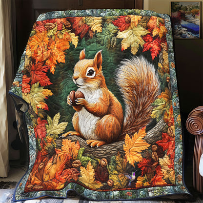 Autumn Leaves Squirret WY0911026CL Quilt