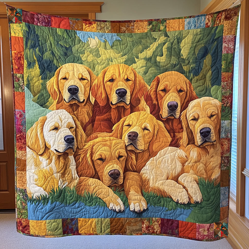 Golden Retrievers Sleeping WT0410004CL Quilt