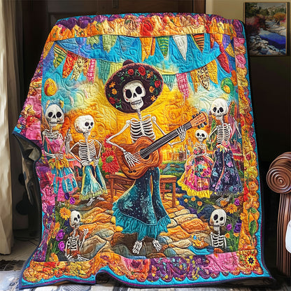 Playing Guitar Skeleton WY2011047CL Quilt
