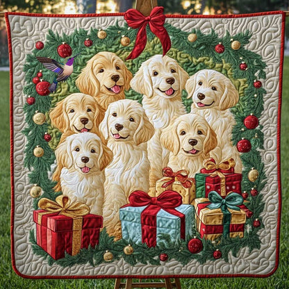 Golden Retriever's Holiday Surprise WN0910053CL Quilt