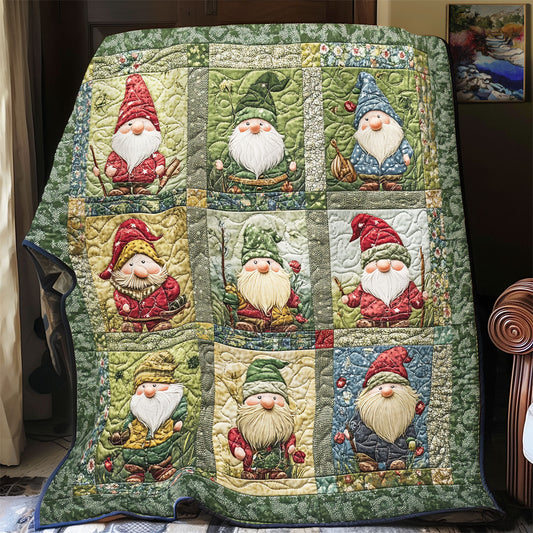 Cute Gnome WY0301037CL Quilt