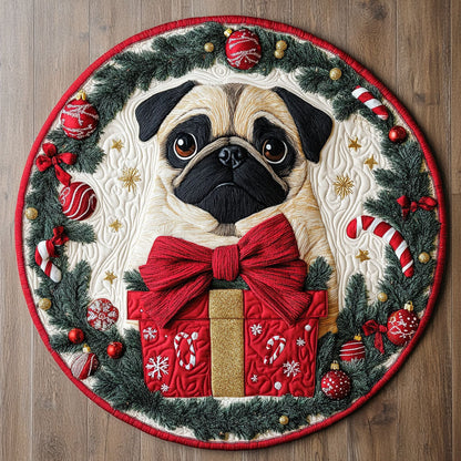 Holiday Pug Gift CW1109010CL Quilted Round Mat