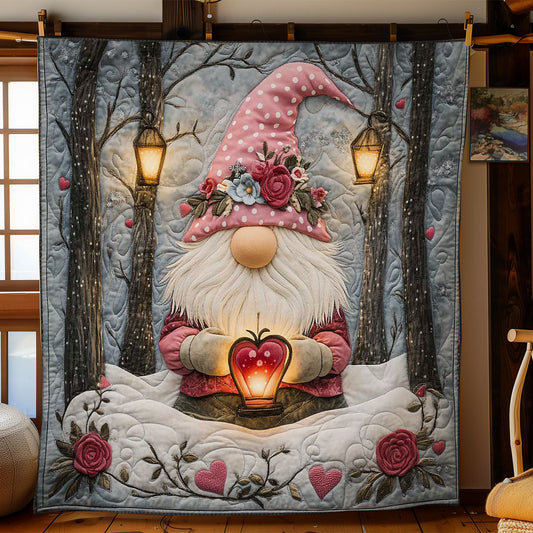 Luminous Gnome Love WN2512007CL Quilt