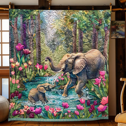 Playing Elephant Family WP0909045CL Quilt