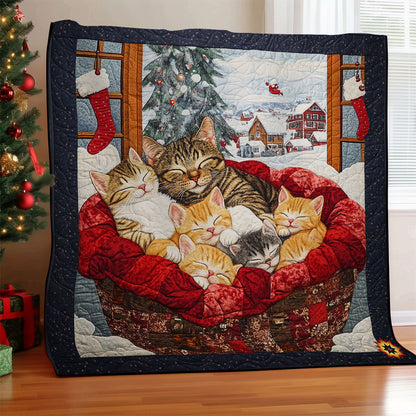 Winter Sleeping Cat WY2711042CL Quilt