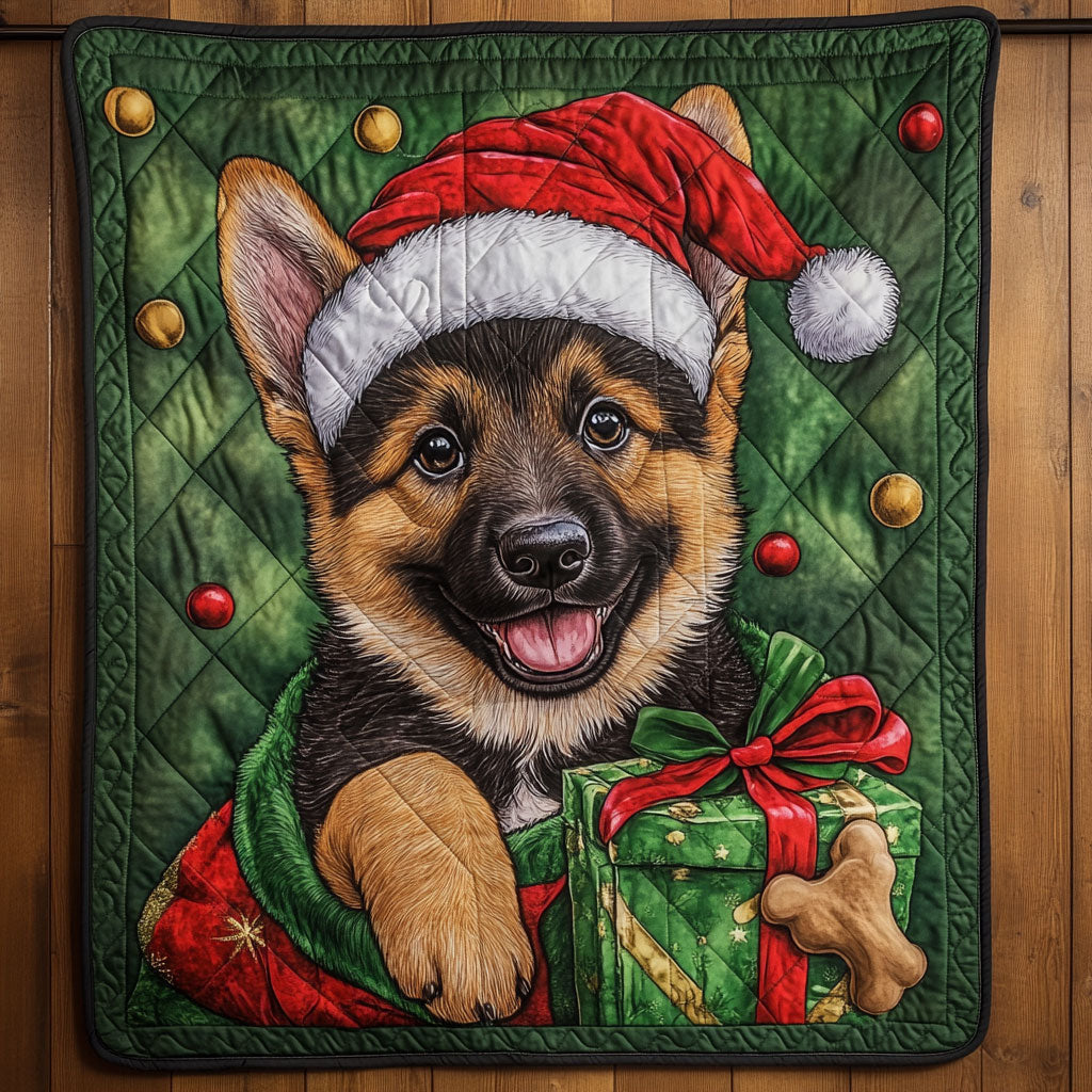 Santa Puppy Shepherd Dog WY1610016CL Quilt