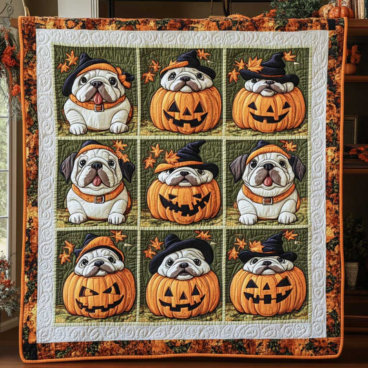 Bulldog Pumpkin Pal WN2609076CL Quilt