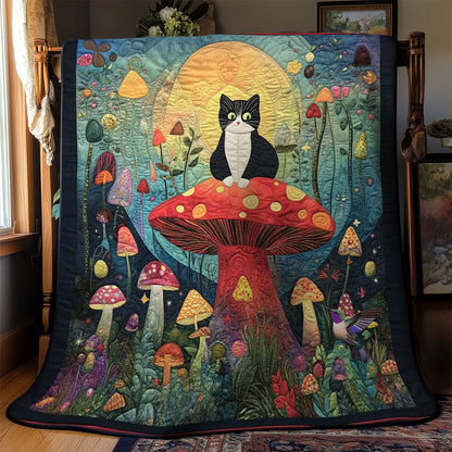 Tuxedo Cat Mushrooms WN2011127CL Quilt