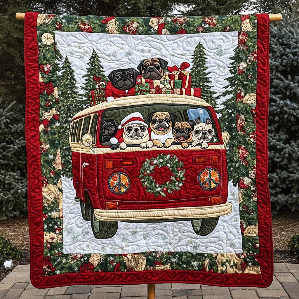 Pug Festive Camper WN0110015CL Quilt