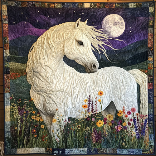 Horse White WT0210001CL Quilt