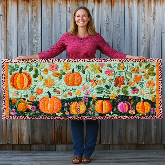 Floral Pumpkin WP1809025CL Quilted Table Runner