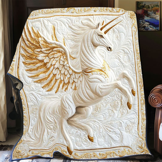 Majestic Golden Unicorn WP2612018CL Quilt