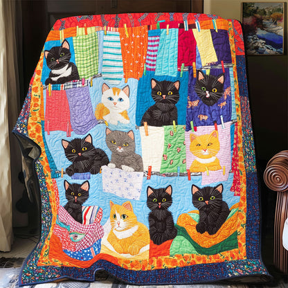 Cat In Pocket WY2712011CL Quilt