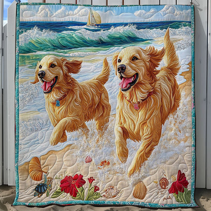 Golden Retriever Playing Beach WY0712014CL Quilt