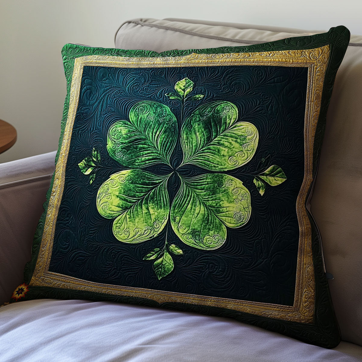 Clover WY2911069CL Quilt Pillow Case