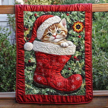 Cat in Christmas Boot WX2110007CL Quilt