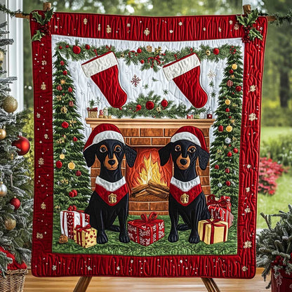 Dachshund's Festive Hearth WN3009056CL Quilt