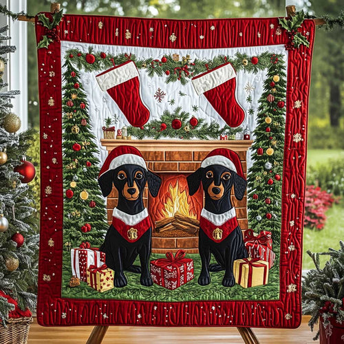 Dachshund's Festive Hearth WN3009056CL Quilt