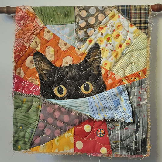 Peeking Cat WJ1410018CL Quilt