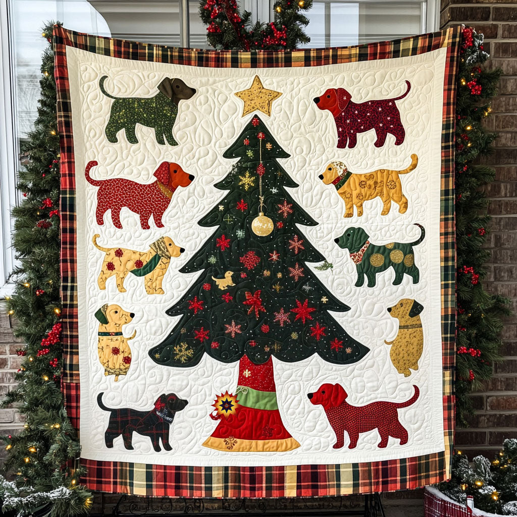 Christmas Dachshund WU0310005CL Quilt