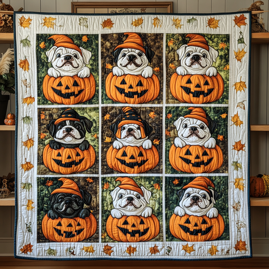 Bulldog Creepy Cutie WN2609083CL Quilt