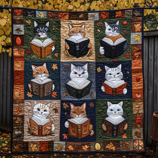 Cat Reading WU0710025CL Quilt