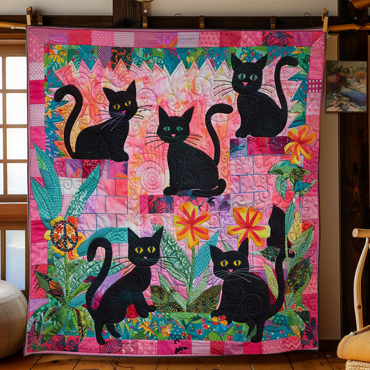 Curious Black Cats WN2110070CL Quilt