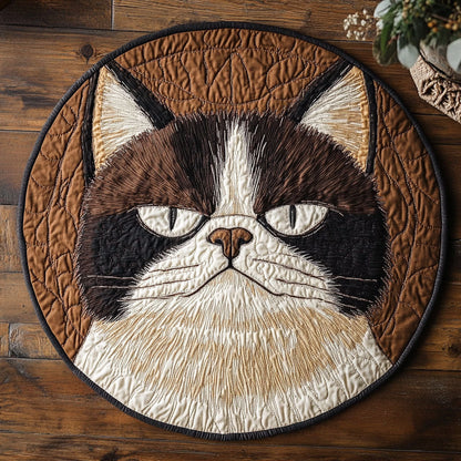 Feline Judgment CP3005009CL Quilted Round Mat
