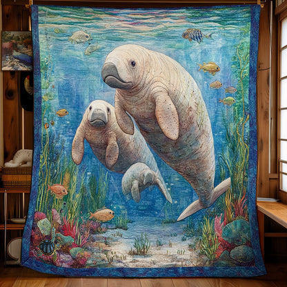 Manatee Couple WY1211042CL Quilt