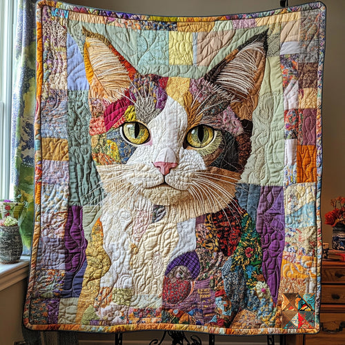 Abstract Cat WU0511047CL Quilt