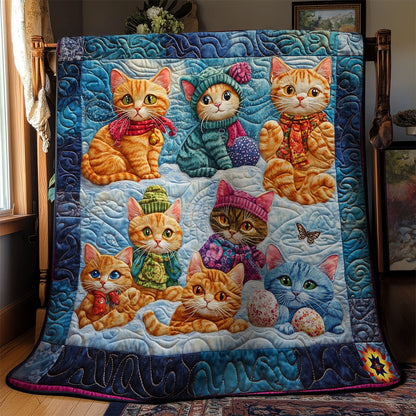 Snow Ball Playing Kitten WY1311019CL Quilt