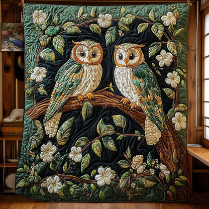 Green Couple Owl WY3112015CL Quilt