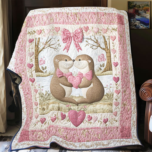 Lovely Couple Otter WY2001087CL Quilt
