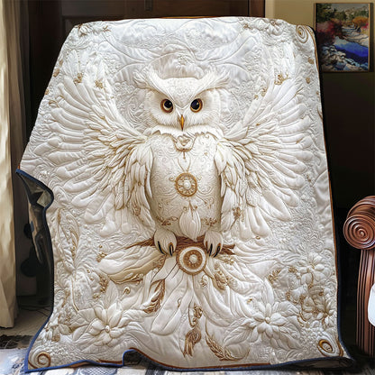 Elegant Owl Portrait WY1001146CL Quilt