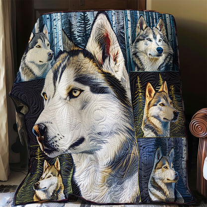 Husky Dogs Is Smart and Strong WO1408024CL Quilt