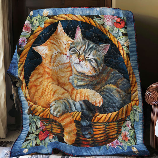 Warm Cat Hug WO1608011CL Quilt