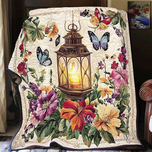 Lantern In Garden WY1001175CL Quilt