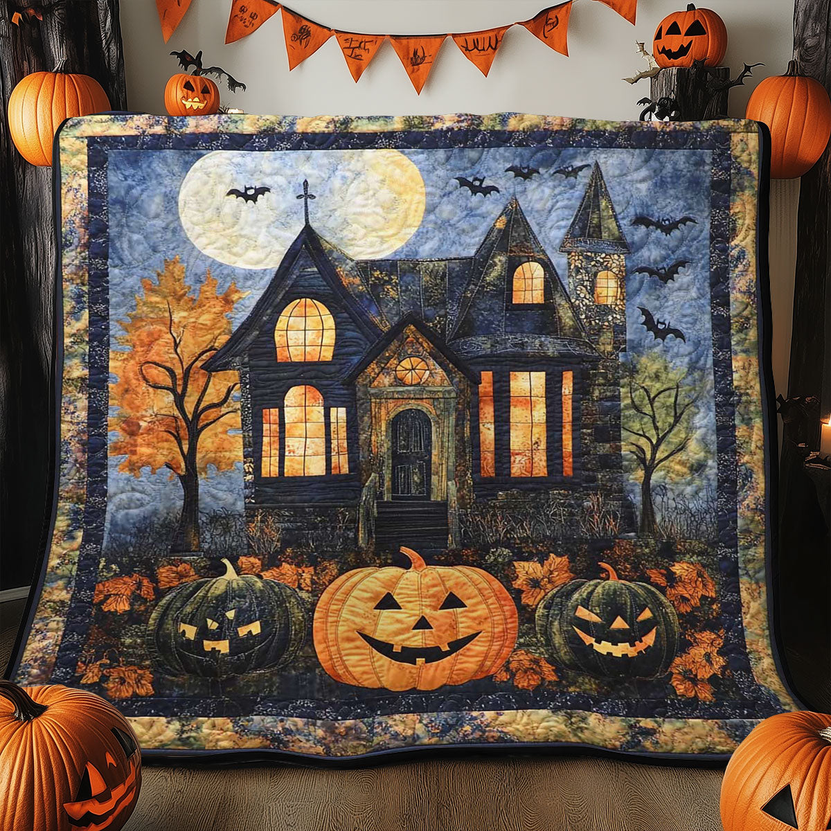 Ghostly House WN0308010CL Quilt