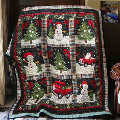 Santa’s Red Truck Tree WN1109040CL Quilt