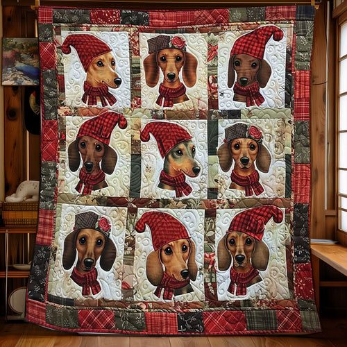 Festive Dachshund WN1508070CL Quilt