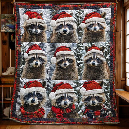 Festive Raccoon Santa WN1508077CL Quilt