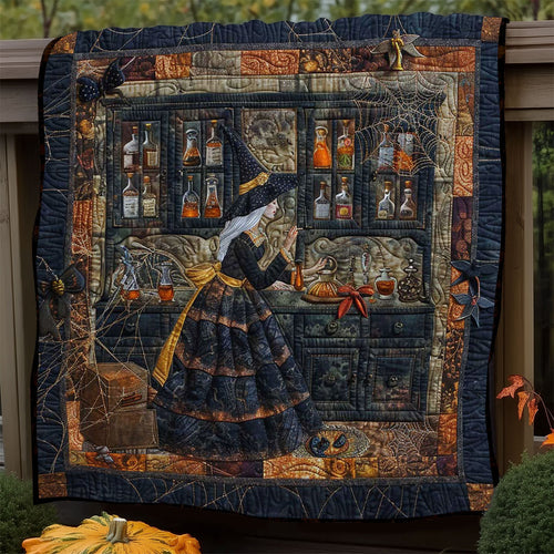 Witch’s Shadowy Spells WN2808113CL Quilt