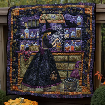 Witch’s Web Of Spells WN2808110CL Quilt