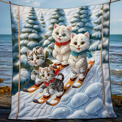 Skiing Kitten WO2208002CL Quilt