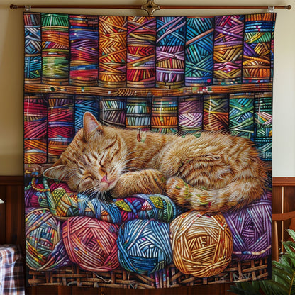 Adorable Cat Sleeping WO2608011CL Quilt