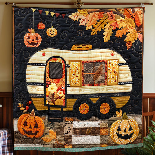 Halloween Camper XR3008014CL Quilt