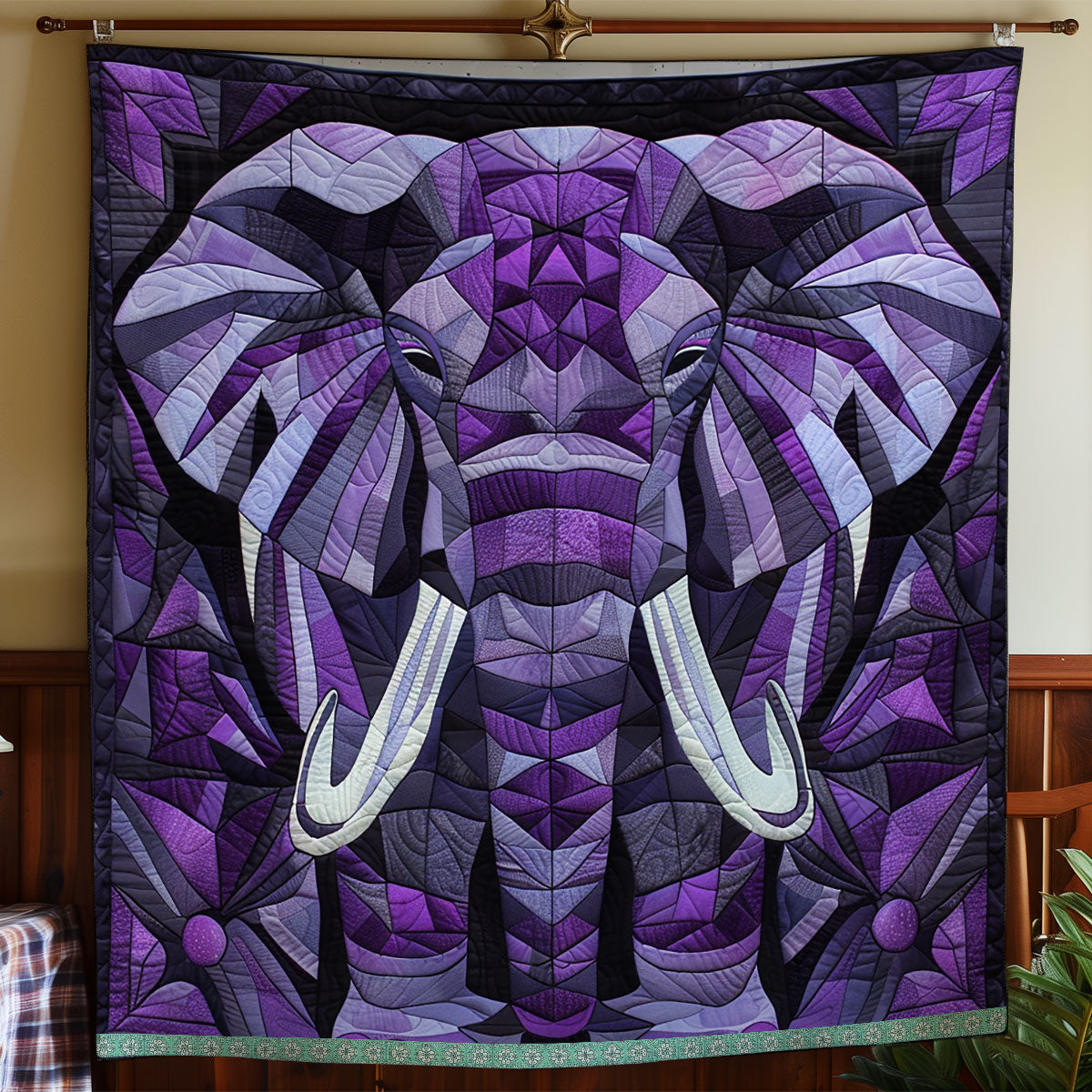 Majesty Purple Elephant XR0509006CL Quilt