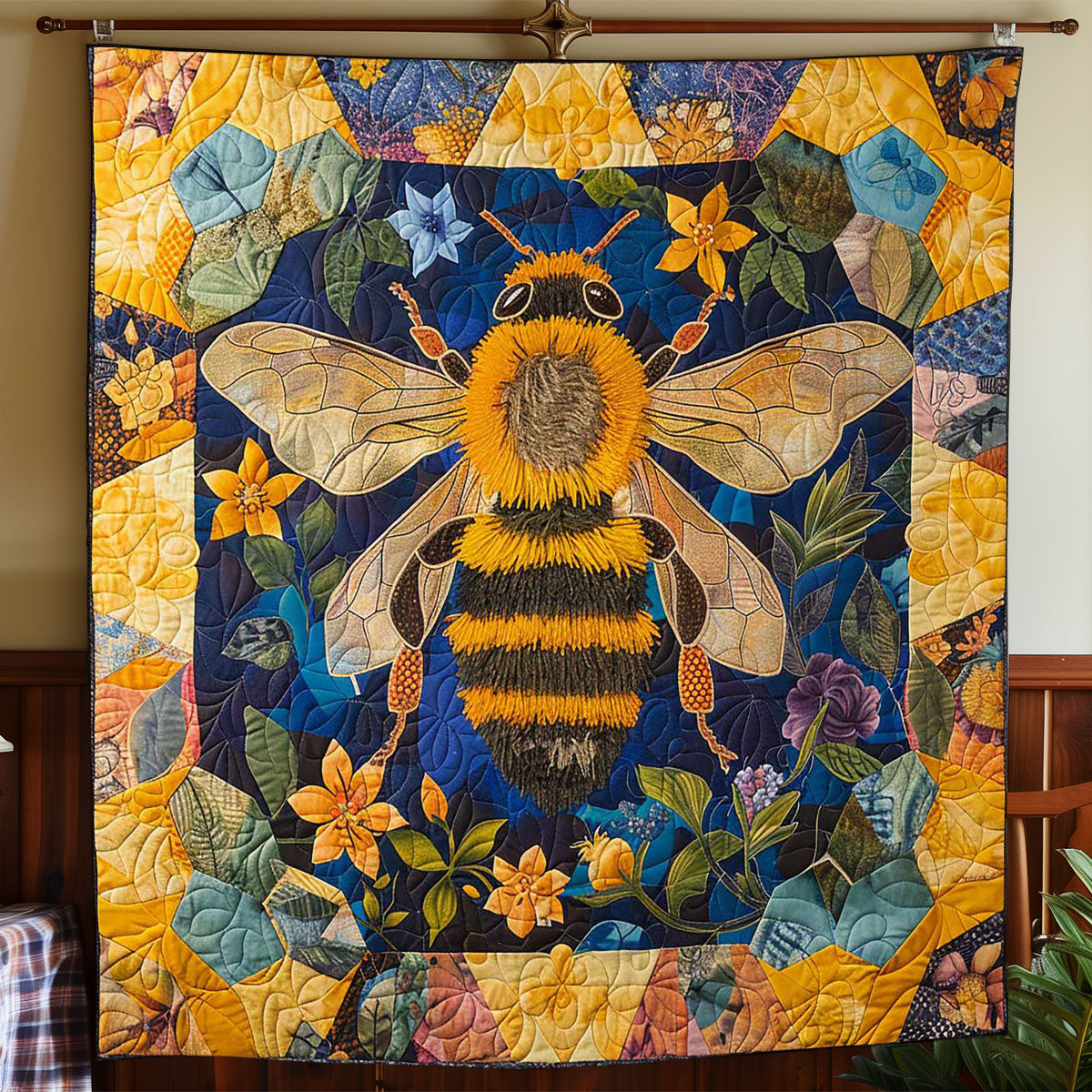 Queen Gold Bee WP1008016CL Quilt