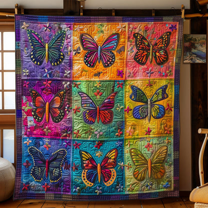 Butterflys Night WO2408034CL Quilt