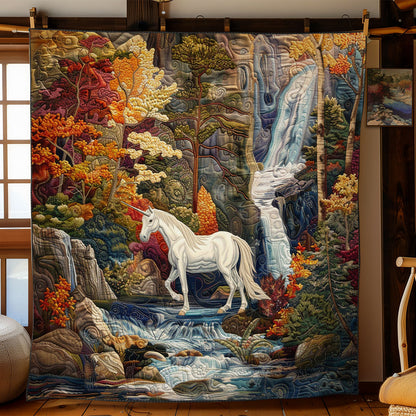 White Horse And The Stream WO2308046CL Quilt